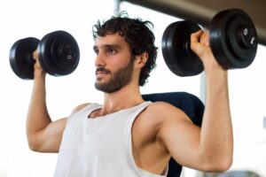 Treine seu músculo e não seu ego: 5 cuidados para evitar lesões na musculação